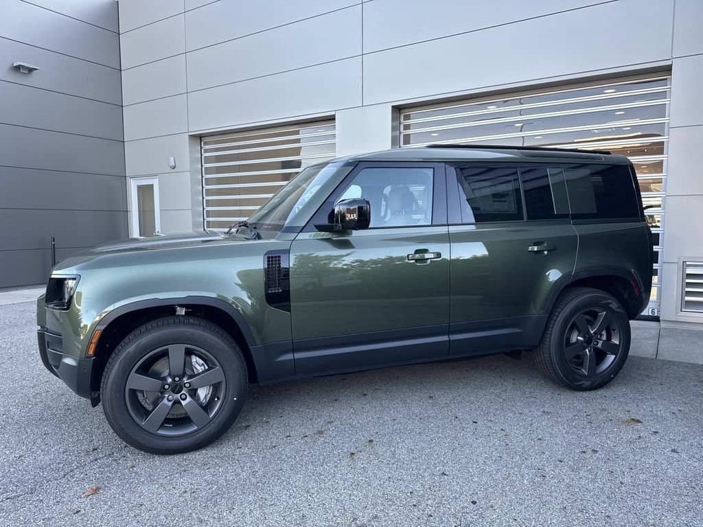 2026 Land Rover Defender - Image 3