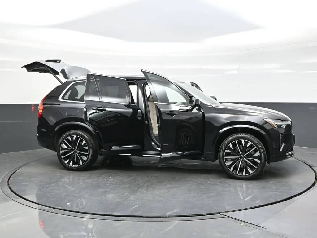 2026 Volvo XC90 - Image 46