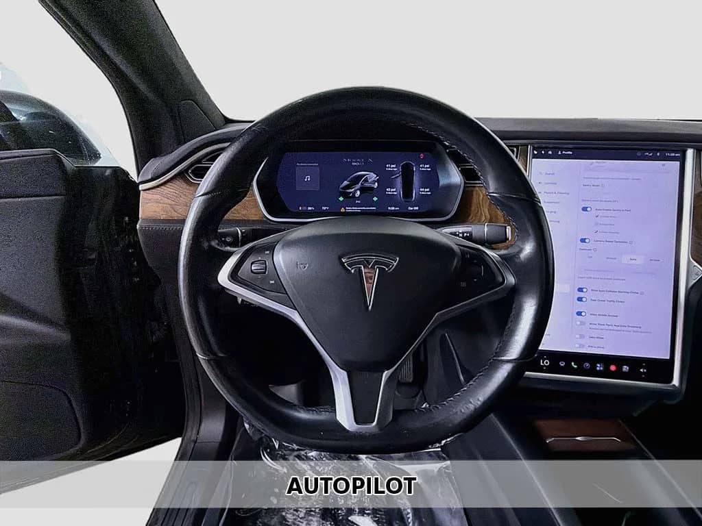 2017 Tesla Model X - Image 3