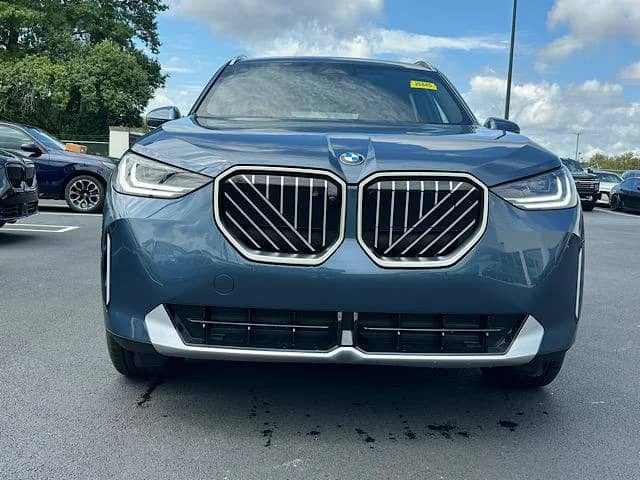 2026 BMW X3 - Image 2