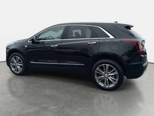 2026 Cadillac XT5 - Image 3