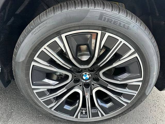 2026 BMW X3 - Image 7