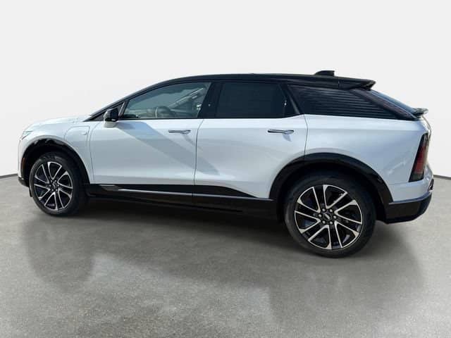 2027 Cadillac OPTIQ - Image 3