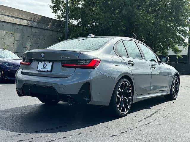 2026 BMW 3 Series - Image 3