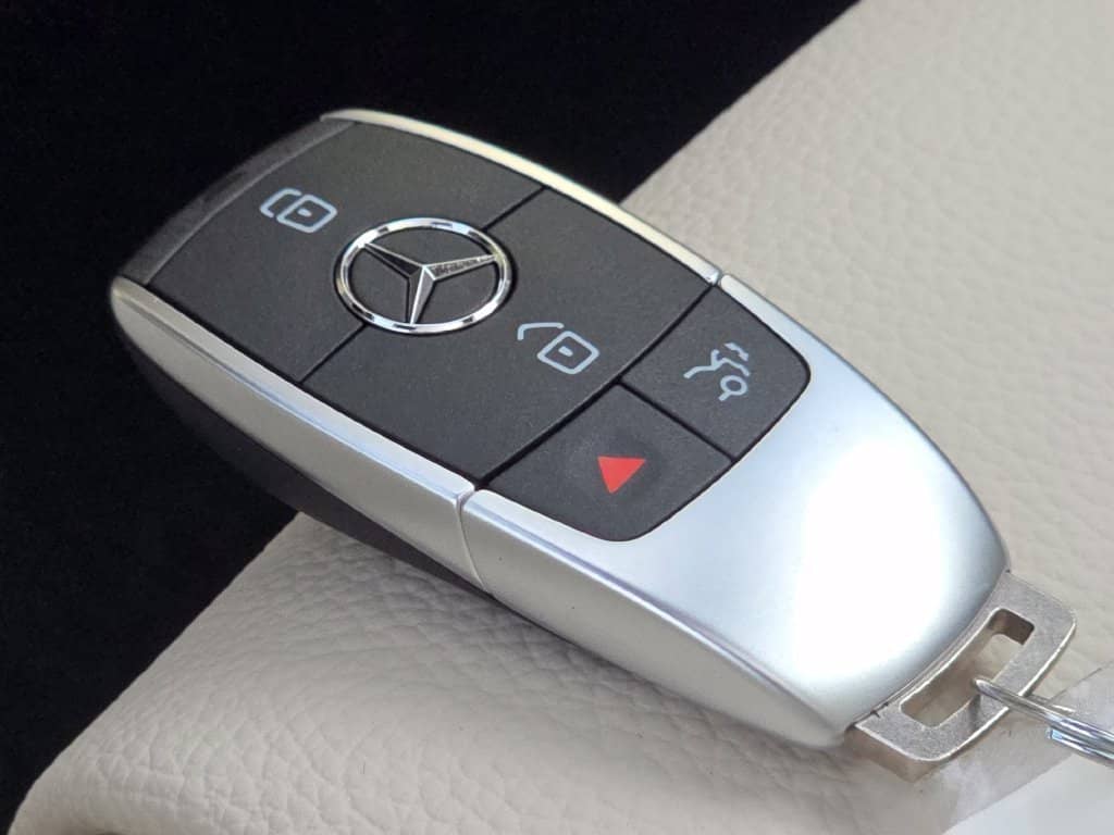 2026 Mercedes-Benz GLB - Image 76
