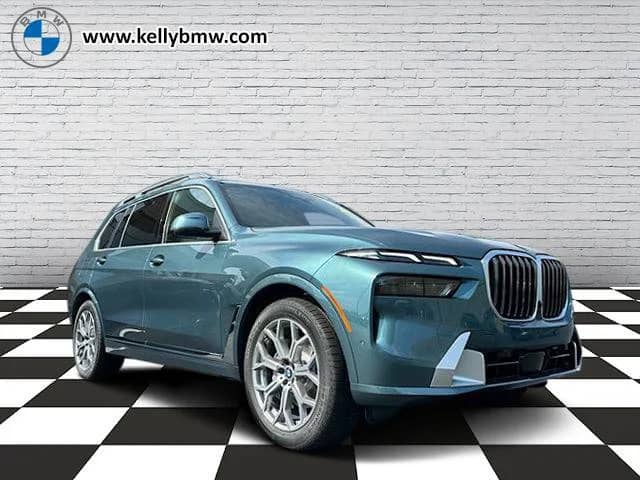2027 BMW X7 - Image 1