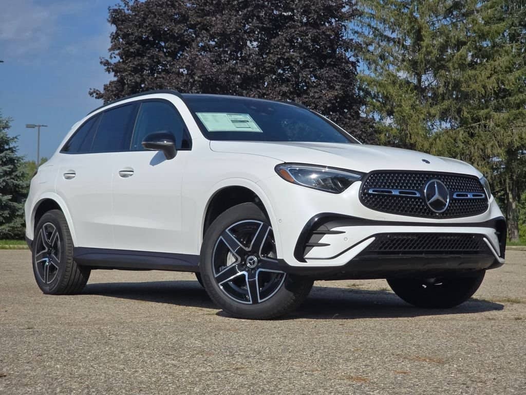 2027 Mercedes-Benz GLC - Image 2