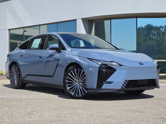 2026 Lexus ES B EV - Image 2