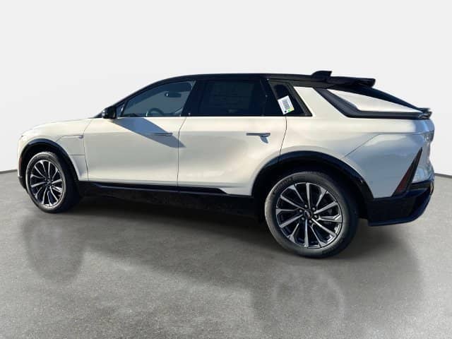 2027 Cadillac LYRIQ - Image 3