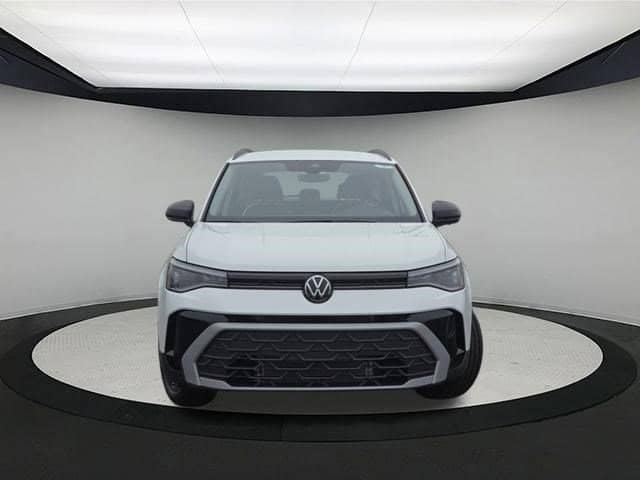 2026 Volkswagen Taos - Image 2