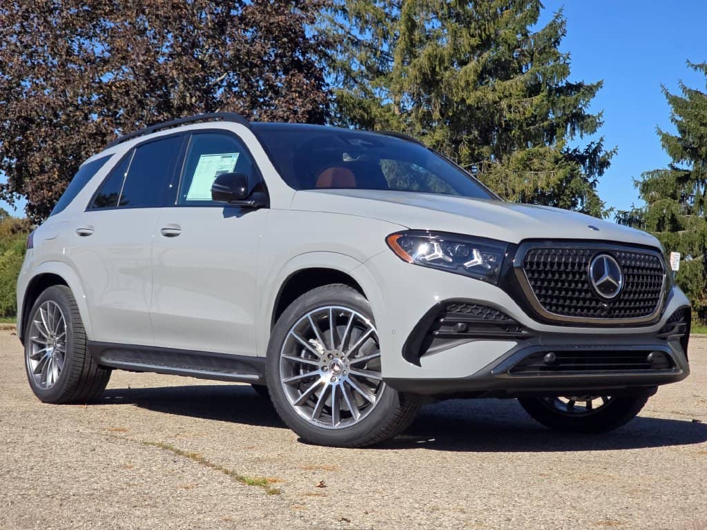 2027 Mercedes-Benz GLE - Image 2