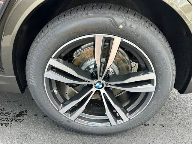 2027 BMW X7 - Image 7