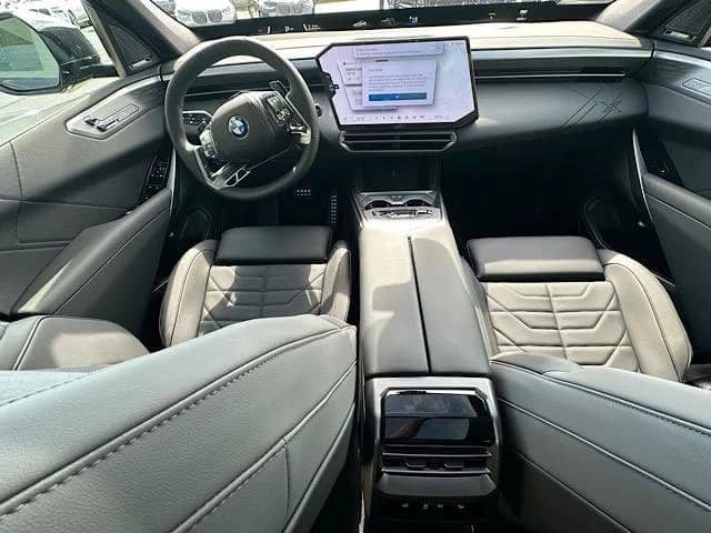 2027 BMW X5 - Image 6