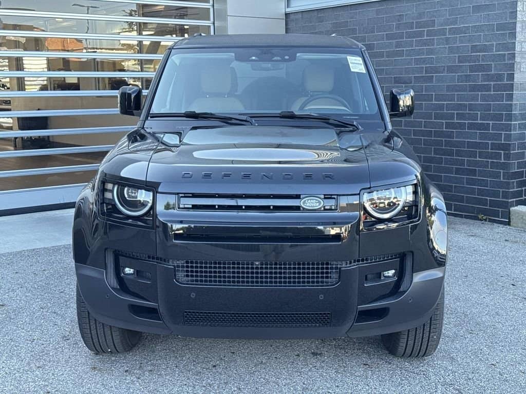 2026 Land Rover Defender - Image 2