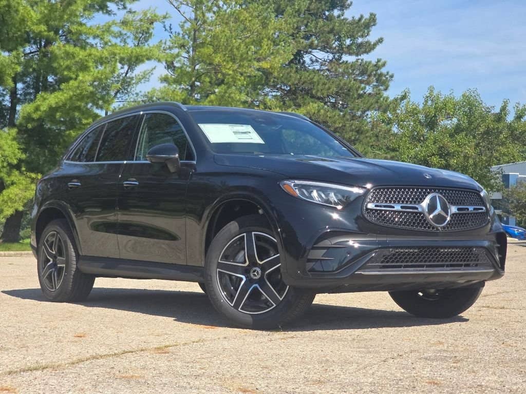 2027 Mercedes-Benz GLC - Image 2