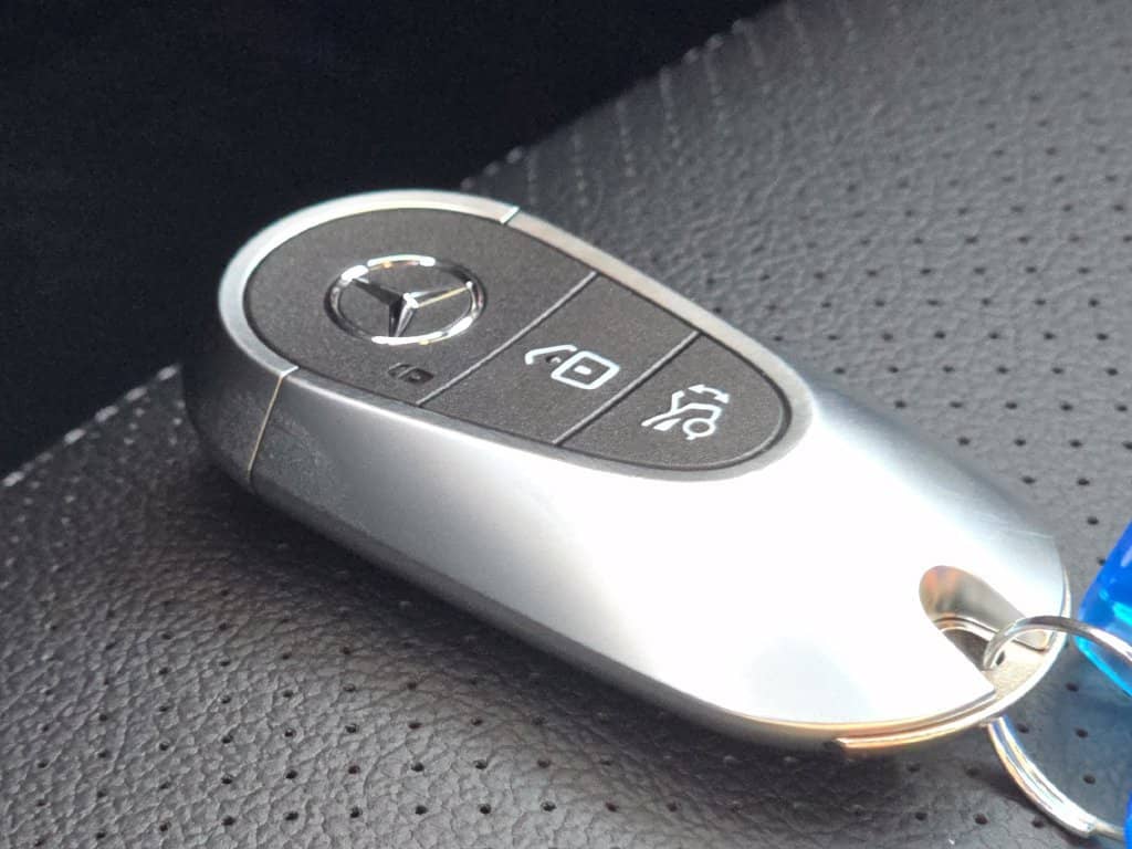 2027 Mercedes-Benz GLC - Image 74