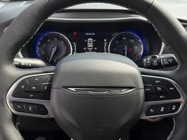 2027 Chrysler Voyager - Image 25