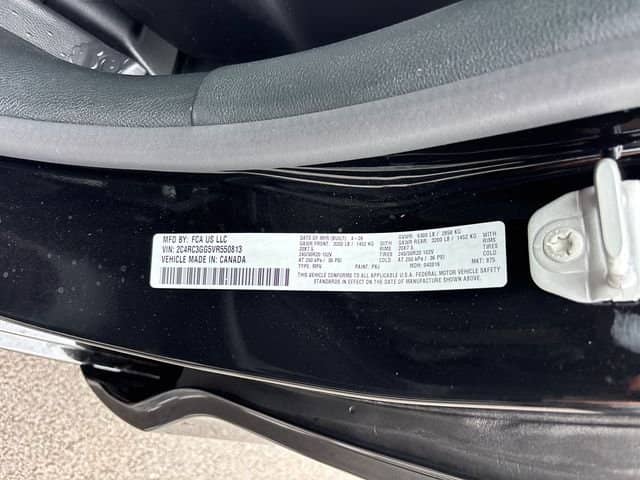 2027 Chrysler Pacifica - Image 38