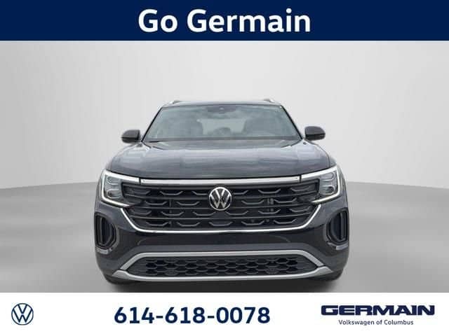 2026 Volkswagen Atlas Cross Sport - Image 2