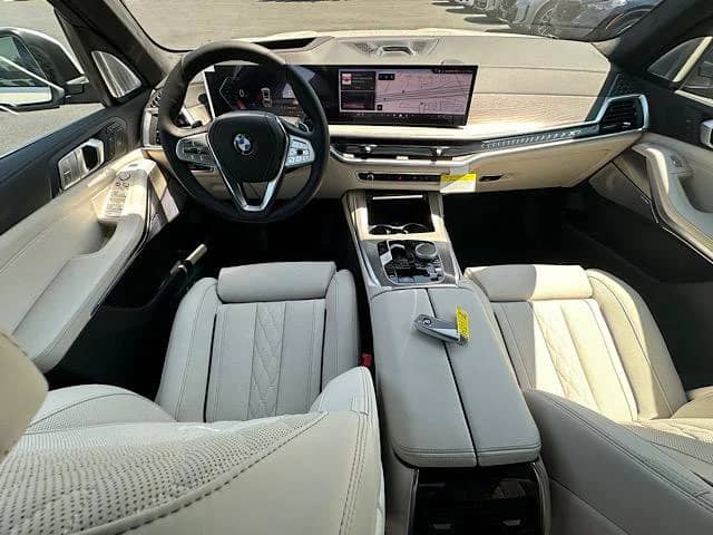 2027 BMW X7 - Image 6
