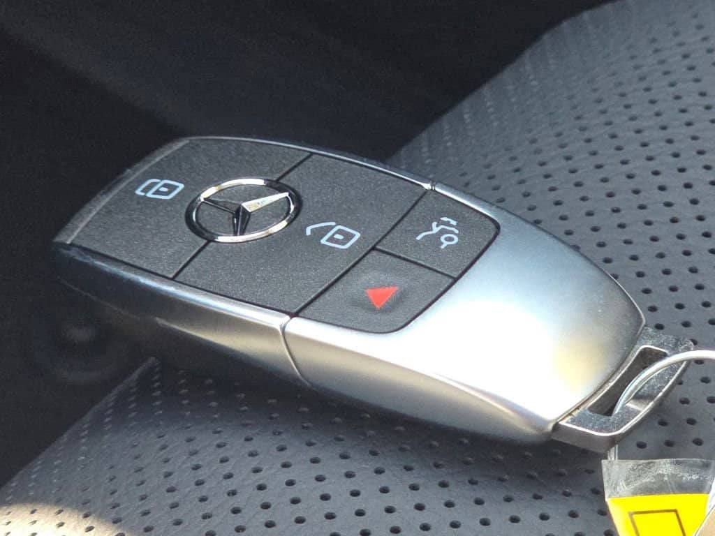 2026 Mercedes-Benz GLE - Image 80
