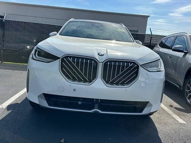 2026 BMW X3 - Image 2