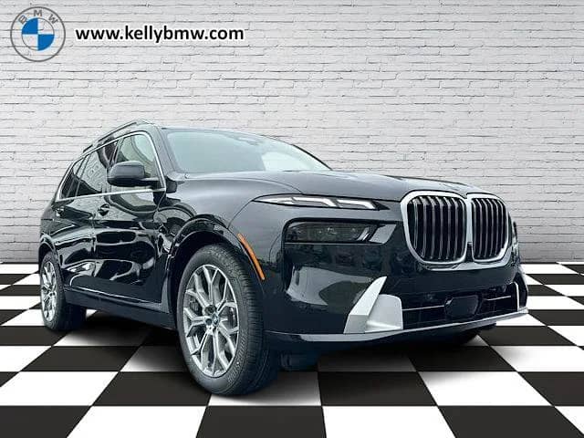 2027 BMW X7 - Image 1