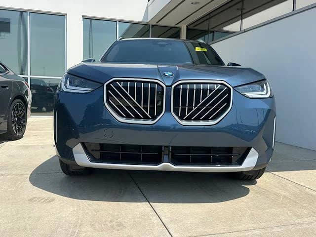 2026 BMW X3 - Image 2