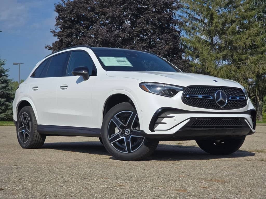 2027 Mercedes-Benz GLC - Image 1