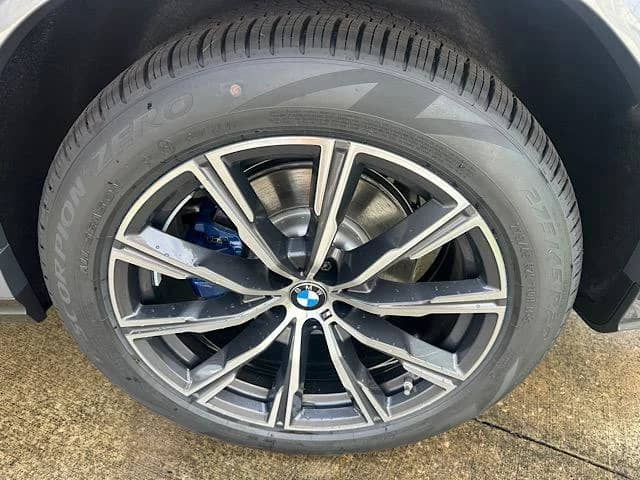 2027 BMW X6 - Image 7
