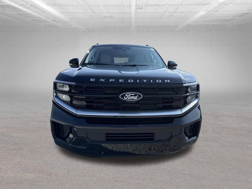 2027 Ford Expedition - Image 2