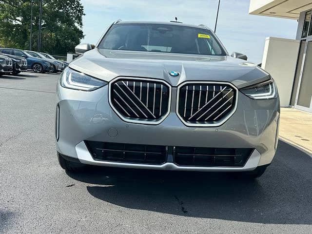 2026 BMW X3 - Image 2