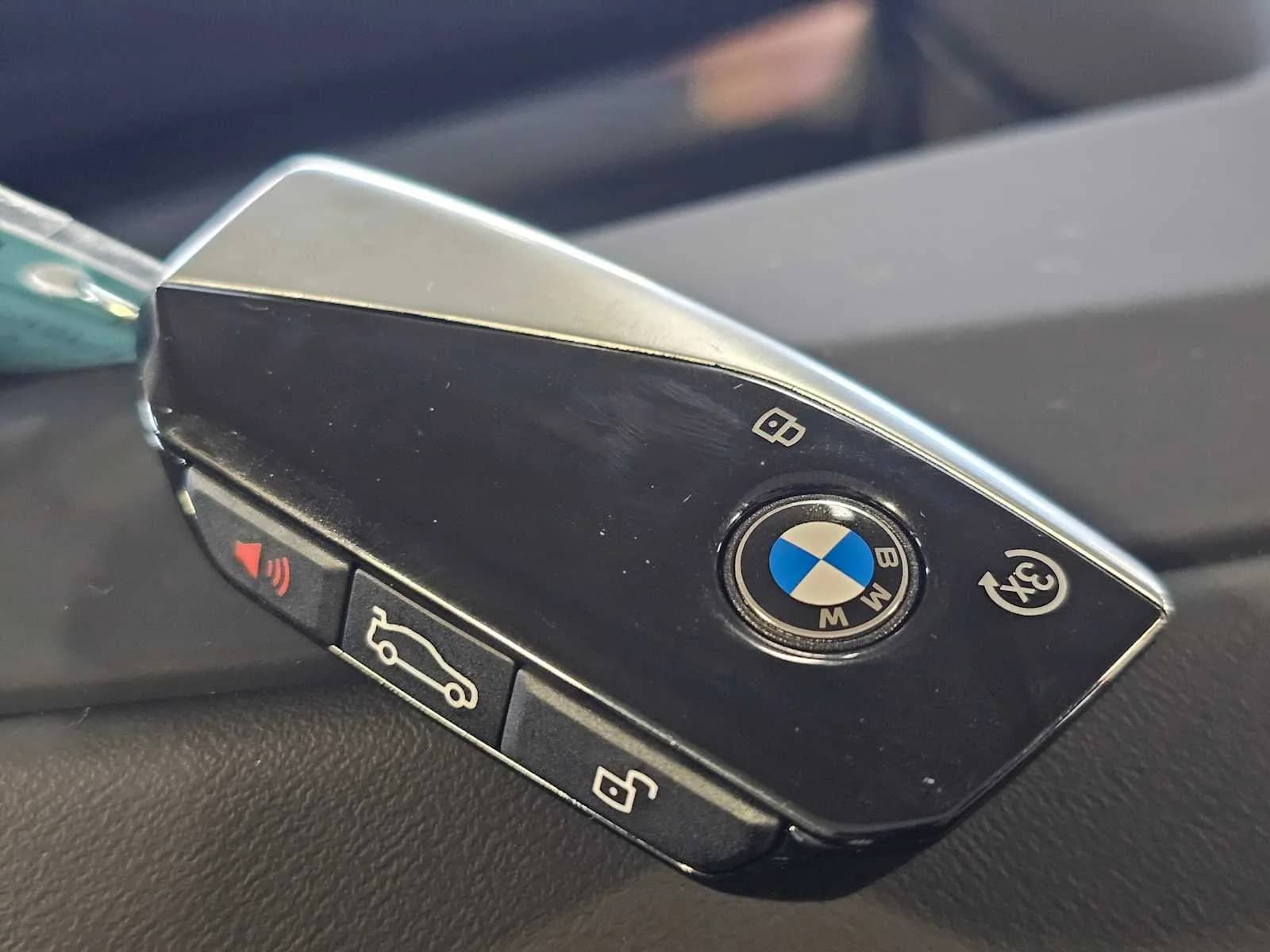 2027 BMW X7 - Image 37