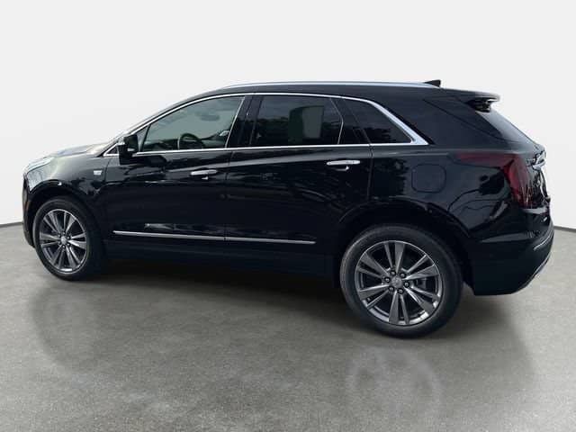 2026 Cadillac XT5 - Image 3