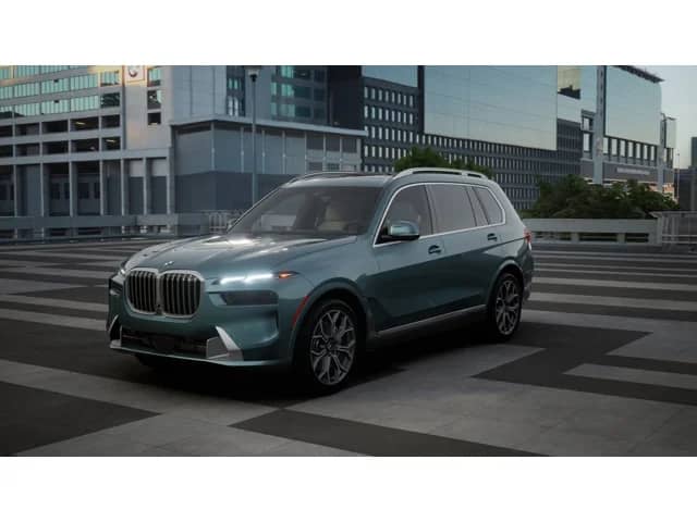 2027 BMW X7 - Image 1
