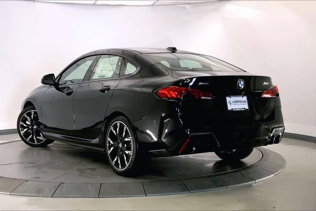 2026 BMW 2 Series - Image 2