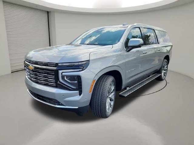 2026 Chevrolet Suburban - Image 3