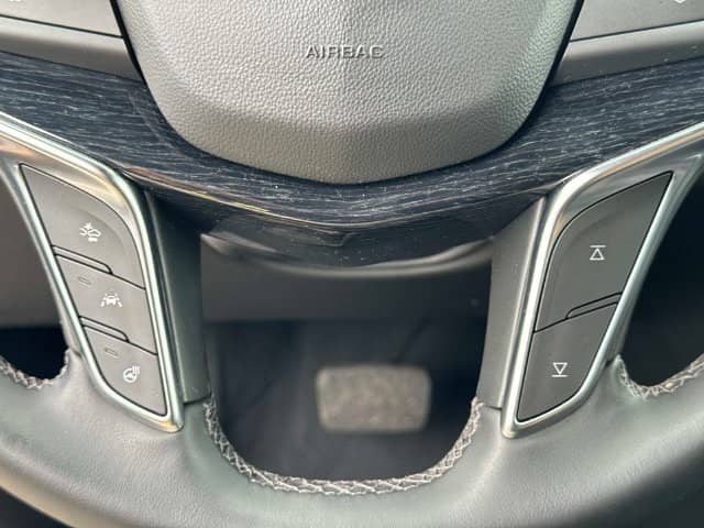 2026 Cadillac XT5 - Image 29