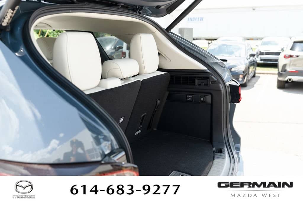 2026 Mazda CX-90 - Image 37