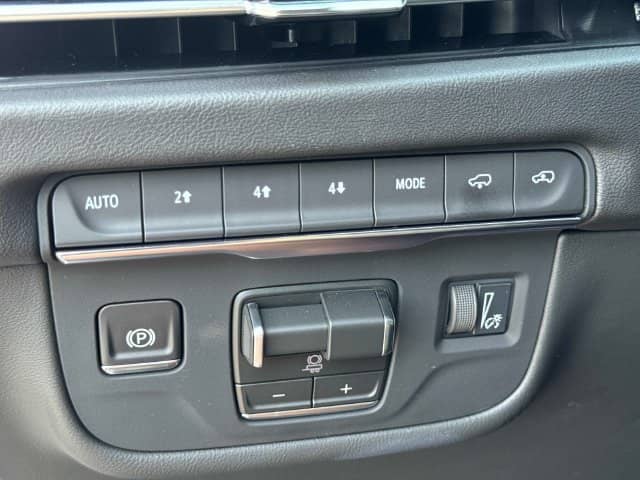 2026 Cadillac Escalade - Image 36