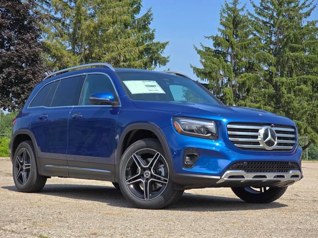 2026 Mercedes-Benz GLB - Image 2