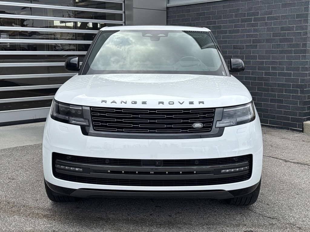 2026 Land Rover Range Rover - Image 2
