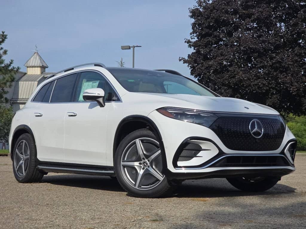 2027 Mercedes-Benz EQS SUV - Image 2