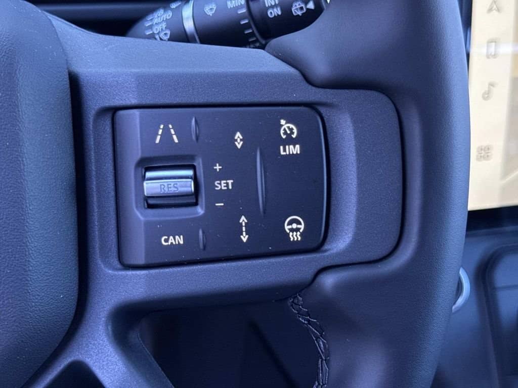 2026 Land Rover Defender - Image 29