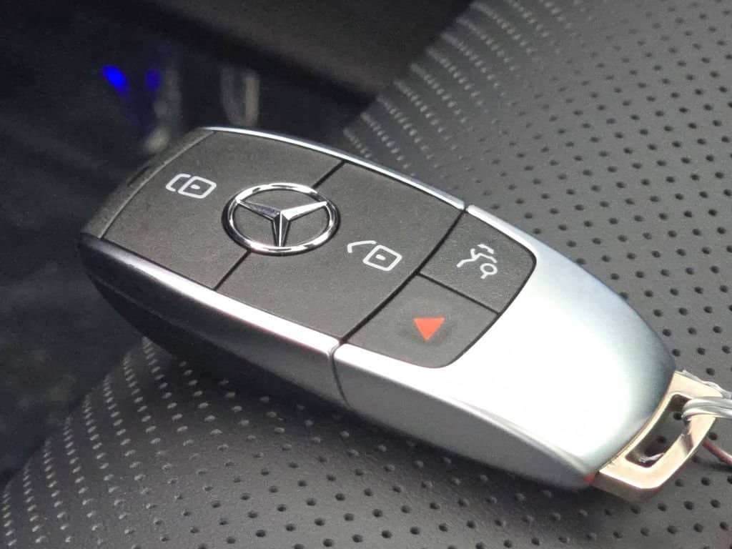 2026 Mercedes-Benz GLE - Image 76