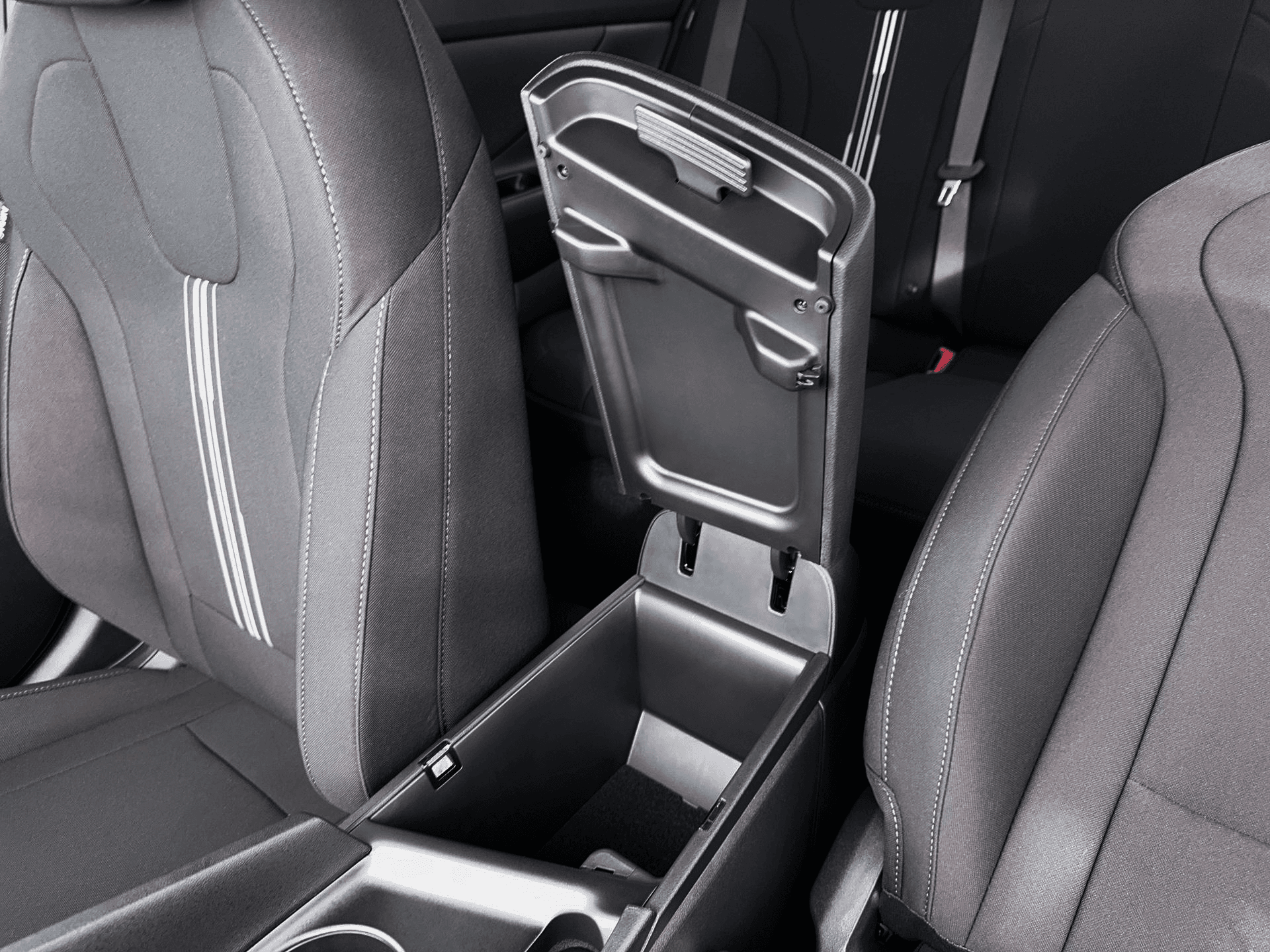 2026 Hyundai Elantra - Image 18
