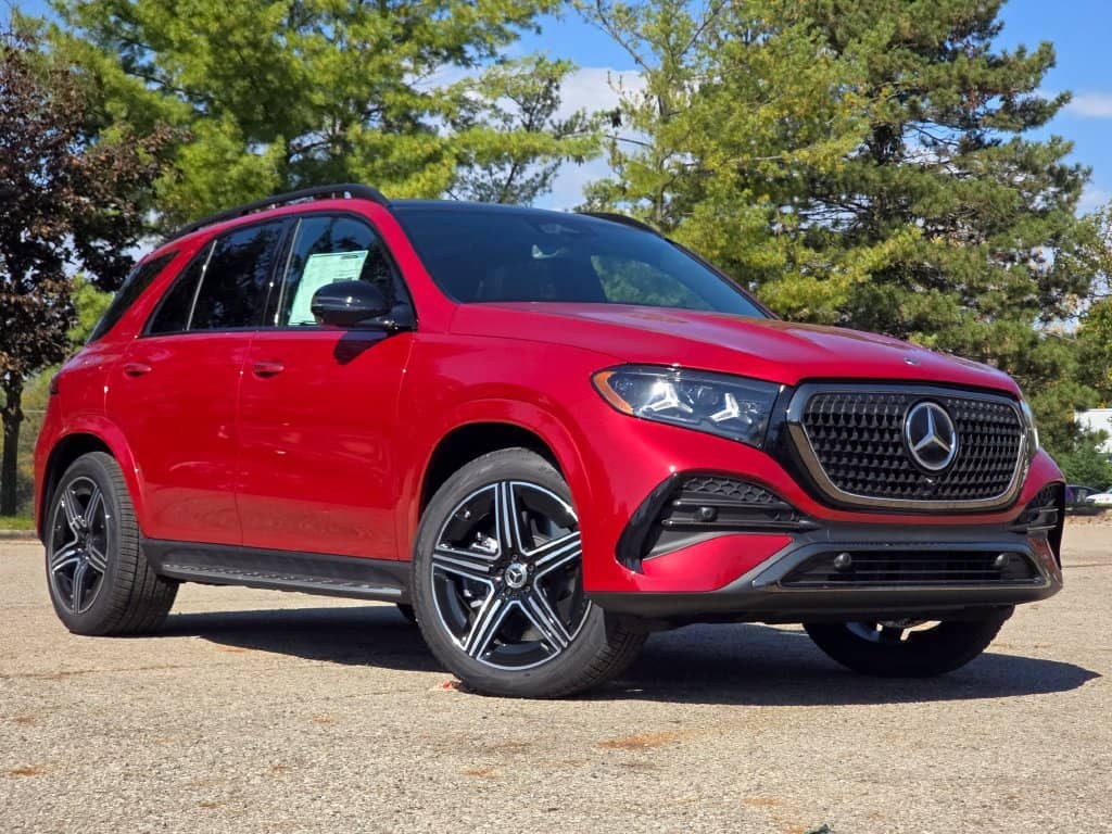 2027 Mercedes-Benz GLE - Image 1