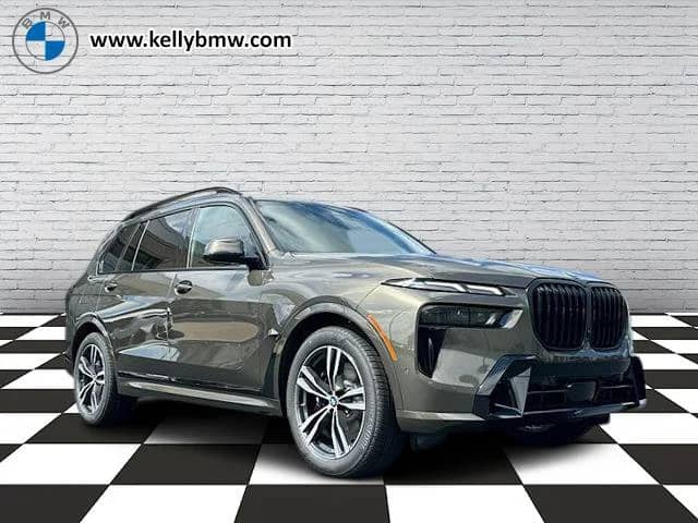 2027 BMW X7 - Image 1