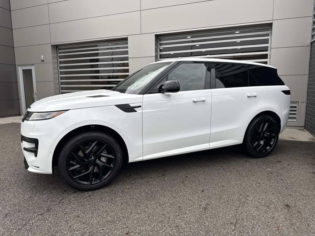 2026 Land Rover Range Rover Sport - Image 3