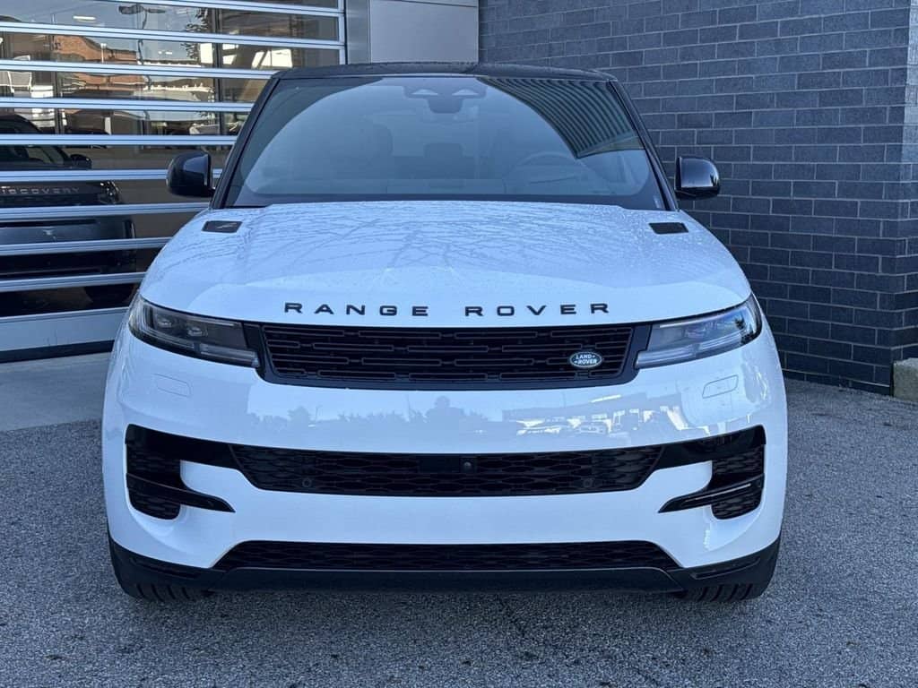 2026 Land Rover Range Rover Sport - Image 2